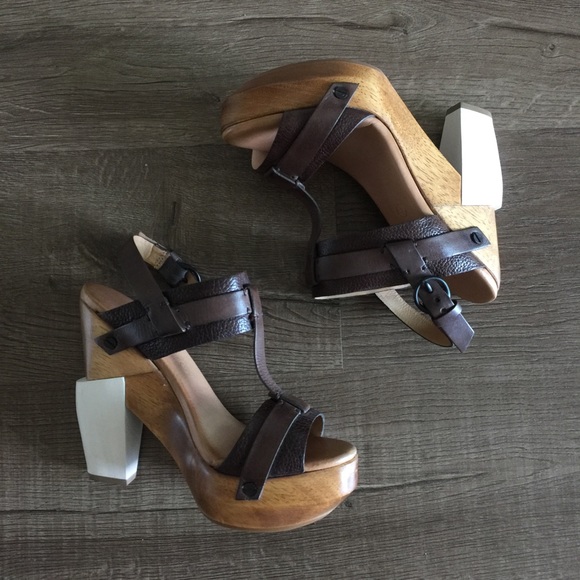 🆕 ⬇️AllSaints Rosalina Heel - Picture 1 of 8